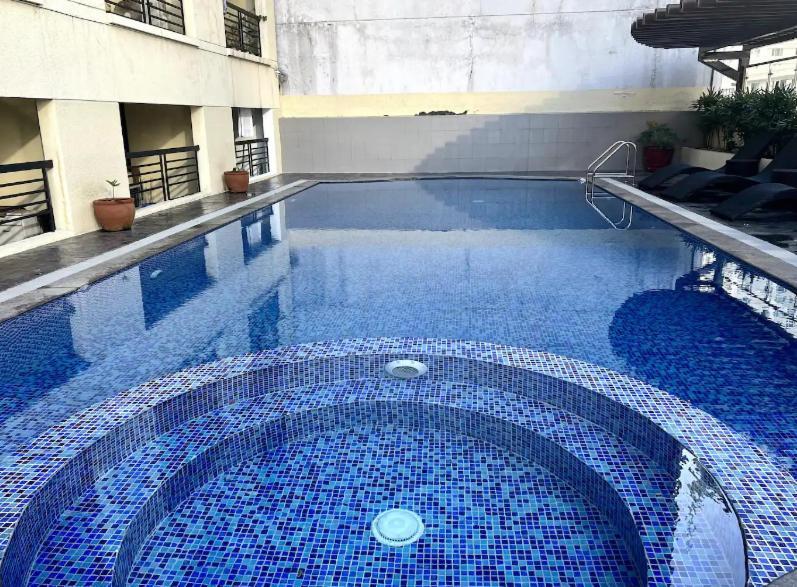 Poolside Family Room Greenbelt Makati Makati City Exterior photo
